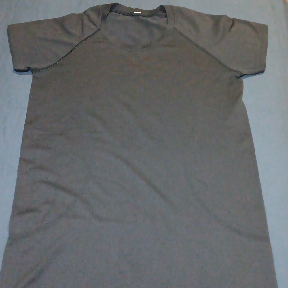 lululemon athletica Charcoal Short Sleeve Tee
